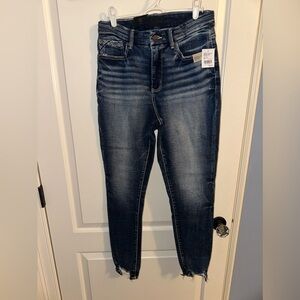 NWT Buckle Black, Ankle Skinny Jeans, Size 28 x 27 Regular